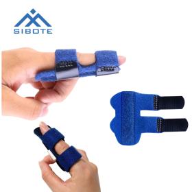 Attelle De Doigt ,Index en Aluminium Réglable Moyen Doigt Récupération Protection Contre Les Blessures==جبيرة الإصبع، قابلة للتعديل من الألومنيوم لحماية إصبع السبابة الأوسط من الإصابات