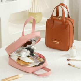 Pochette cosmétique ensimili cuir à double fermeture éclair==حقيبة مستحضرات التجميل من الجلد الصناعي بسحاب مزدوج